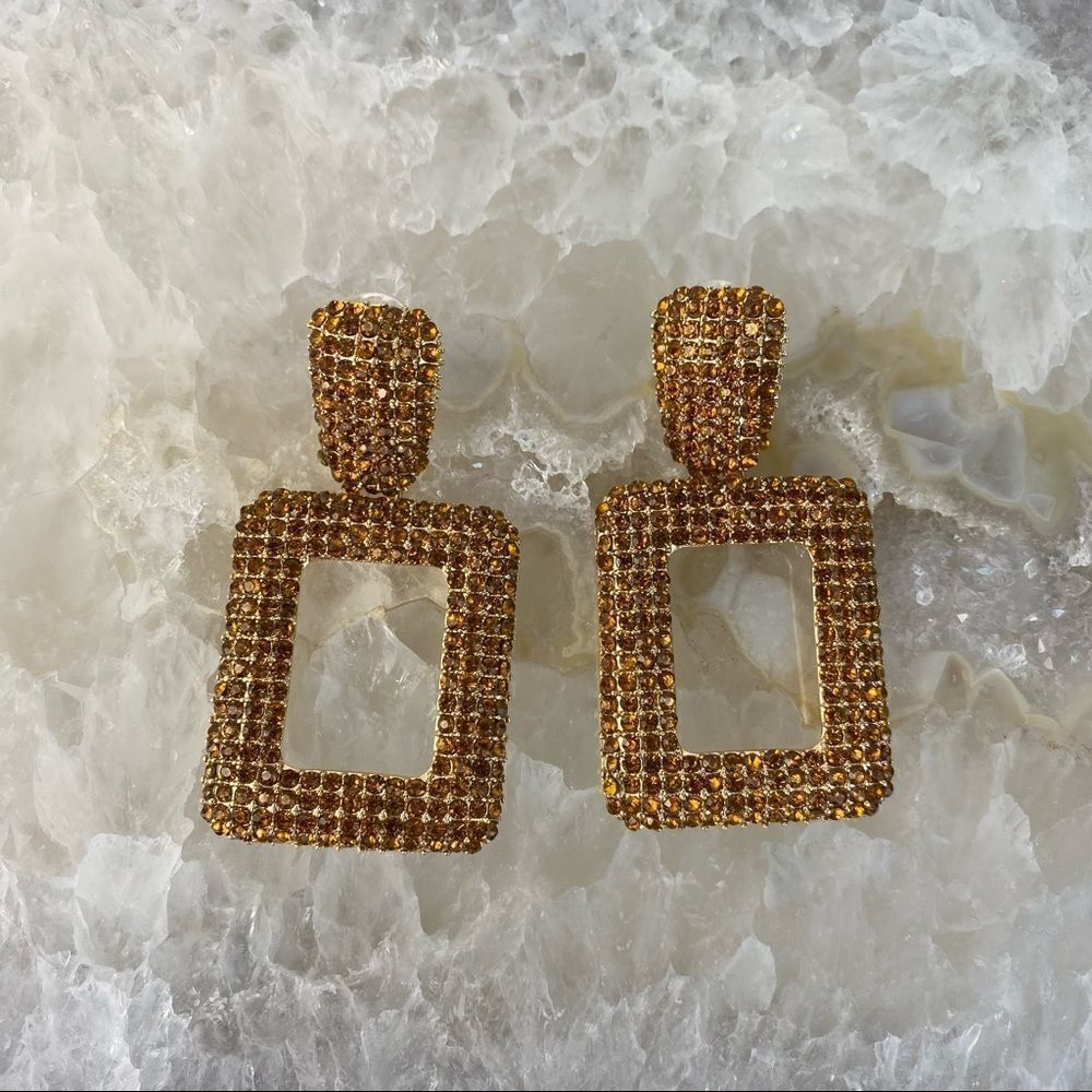 New Modern Sparkly Earrings 